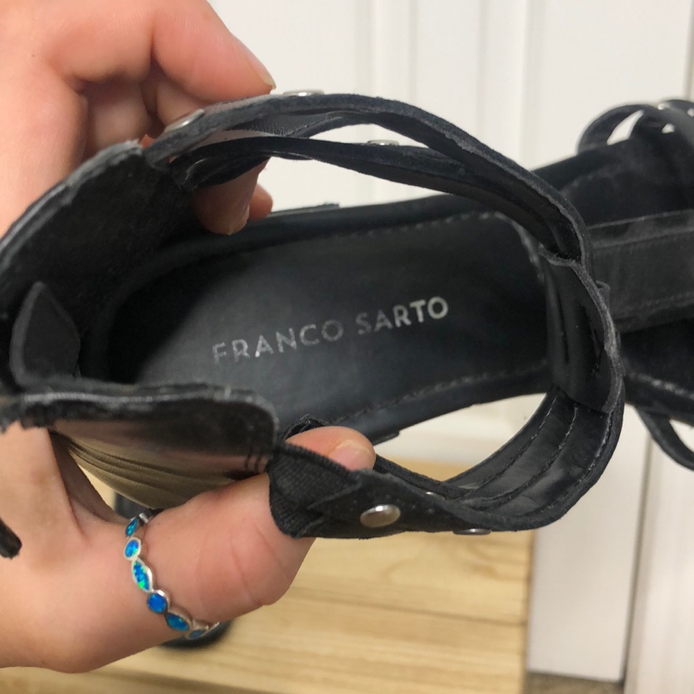 Sandals - Picture 4 of 5